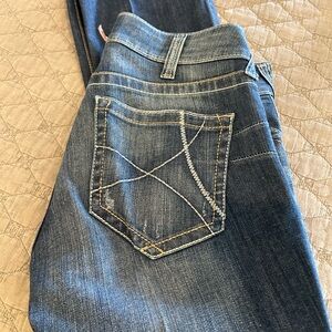 Ariat raw hem jeans size 27R. Recently laundered. Good condition